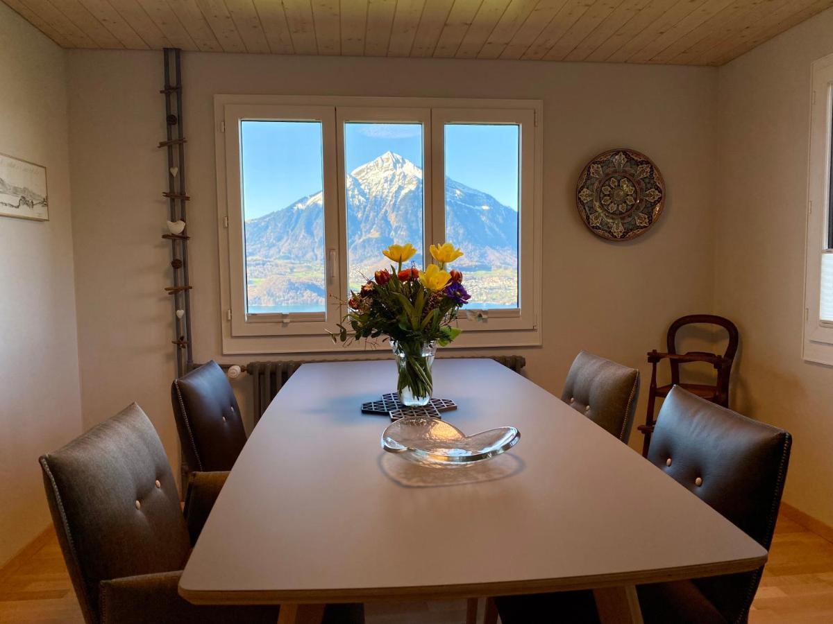 Chalet Egglen "Typical Swiss House, Best Views, Private Jacuzzi" Sigriswil Buitenkant foto