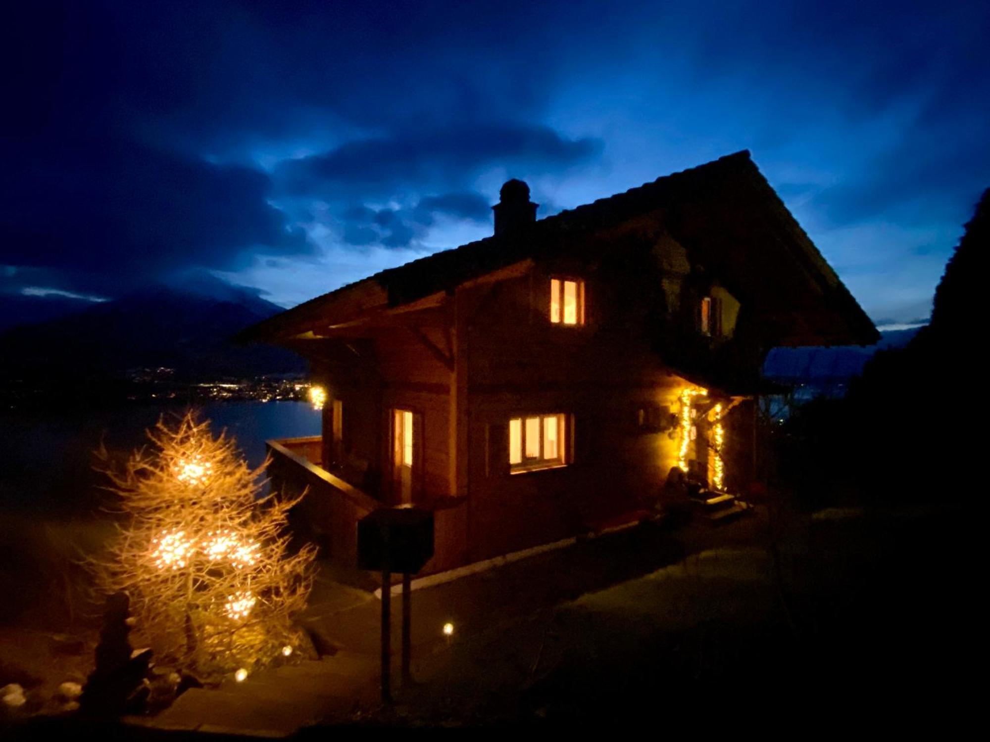 Chalet Egglen "Typical Swiss House, Best Views, Private Jacuzzi" Sigriswil Buitenkant foto