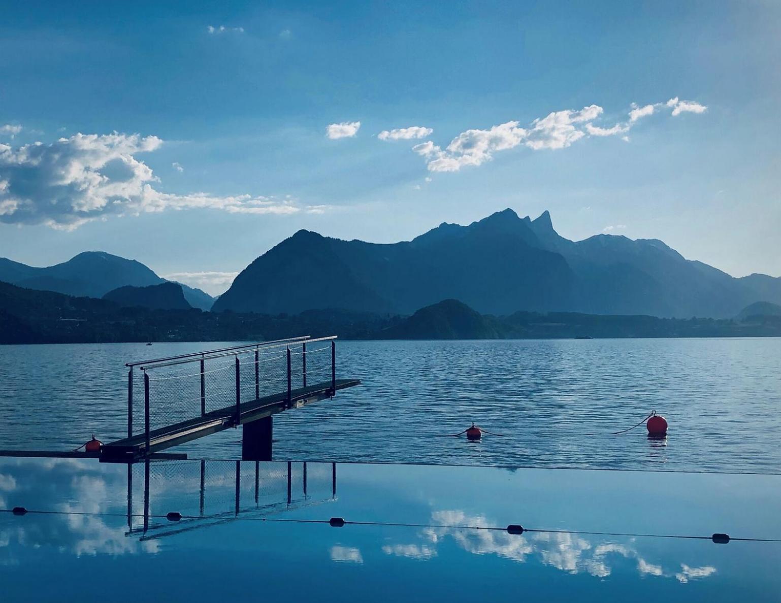 Chalet Egglen "Typical Swiss House, Best Views, Private Jacuzzi" Sigriswil Buitenkant foto